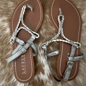 RALPH LAUREN Ladies Women’s Size 7.5B Silver & White Braided Flat Sandals